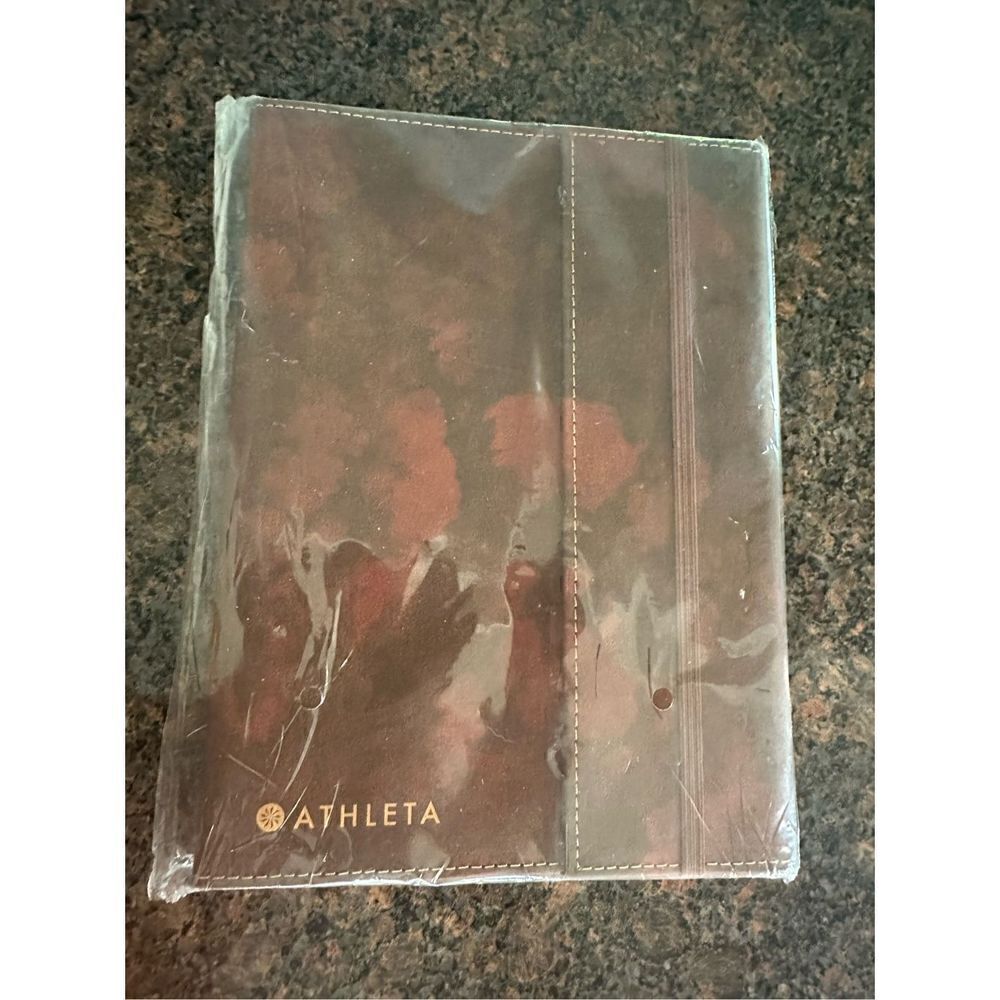 Athleta gratitude journal BNWT brown 100 pages